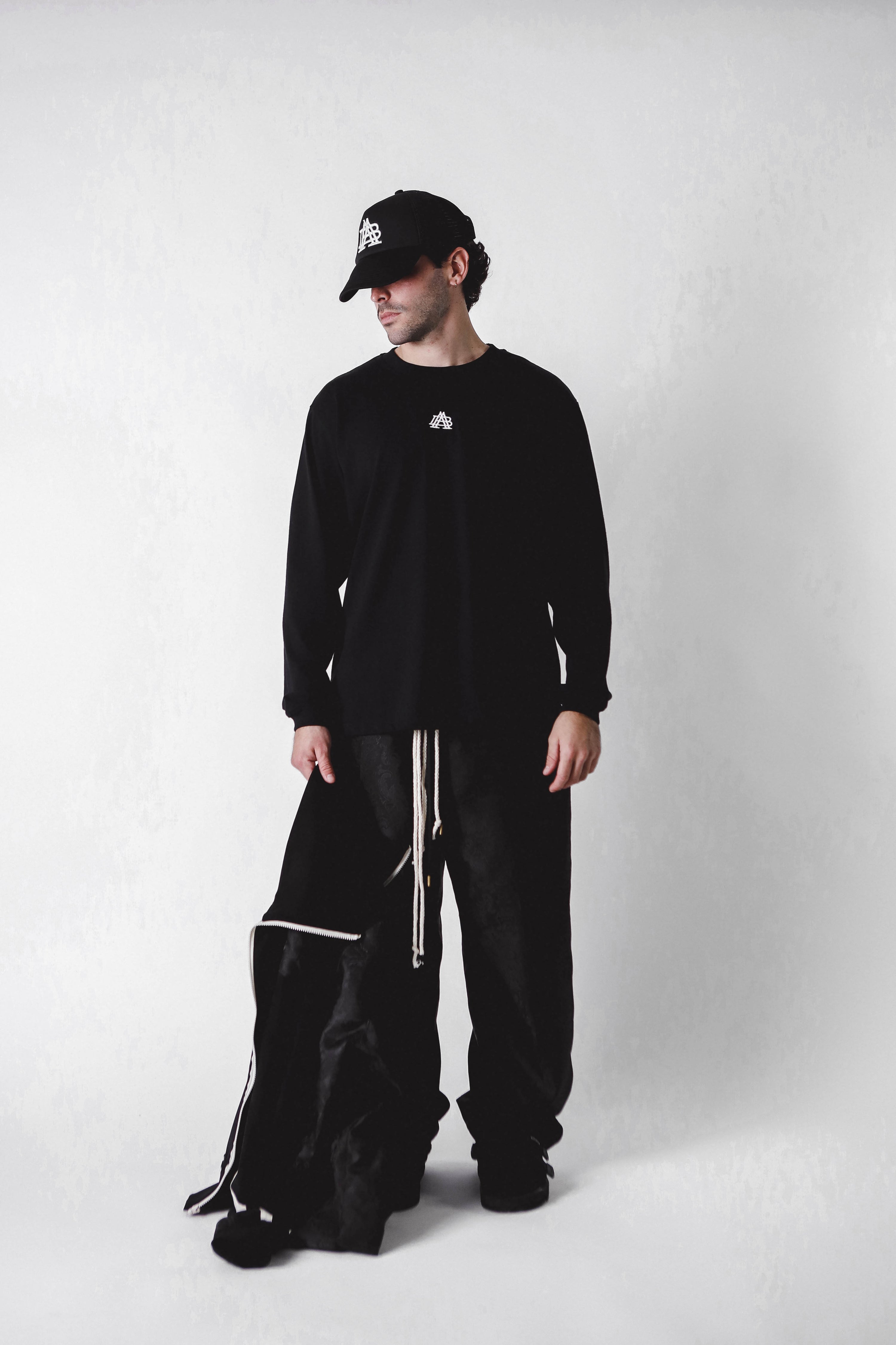 "A-TEMPORAL" LONG SLEEVE BLACK T-SHIRT