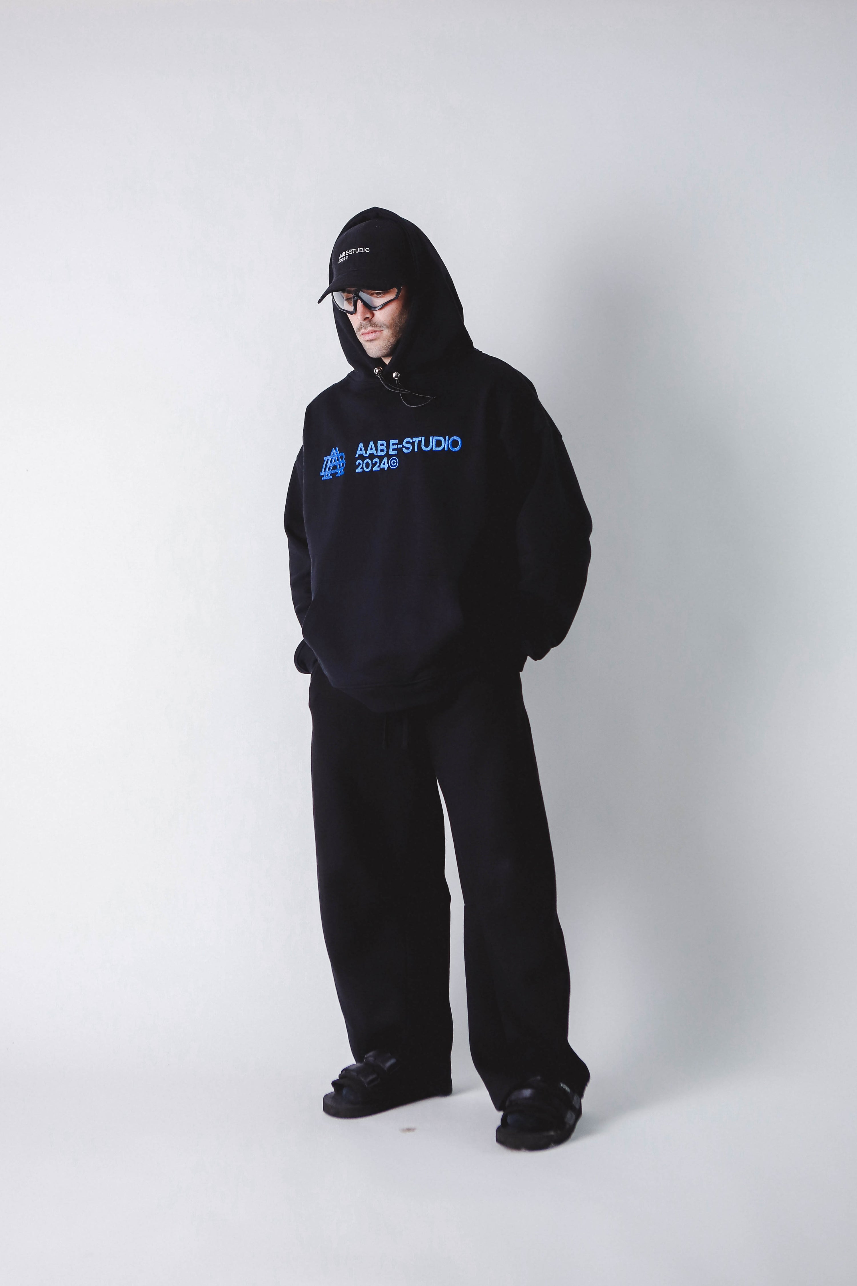 "A-TEMPORAL" BLACK HOODIE