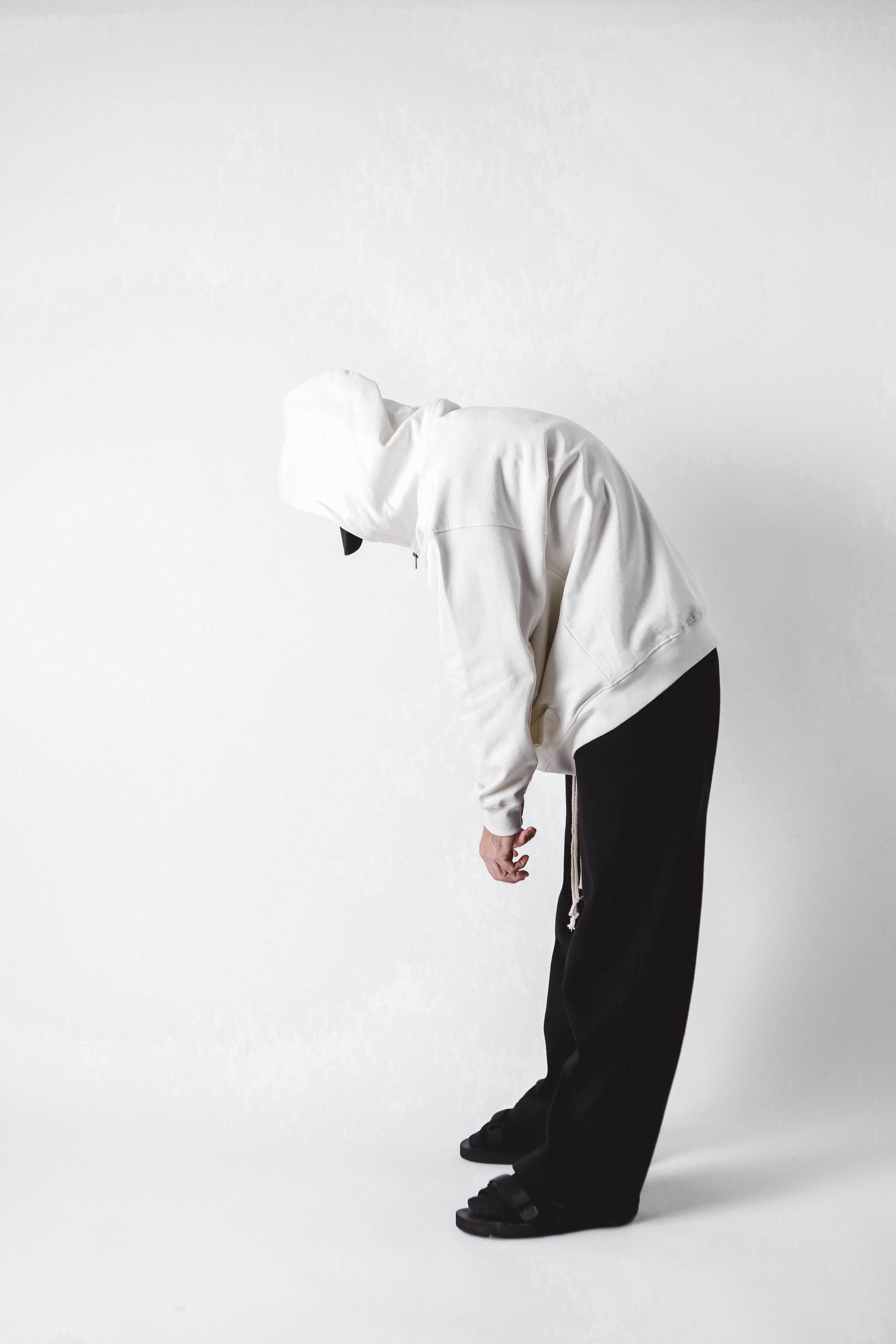 "A-TEMPORAL" BONE ZIPPER HOODIE