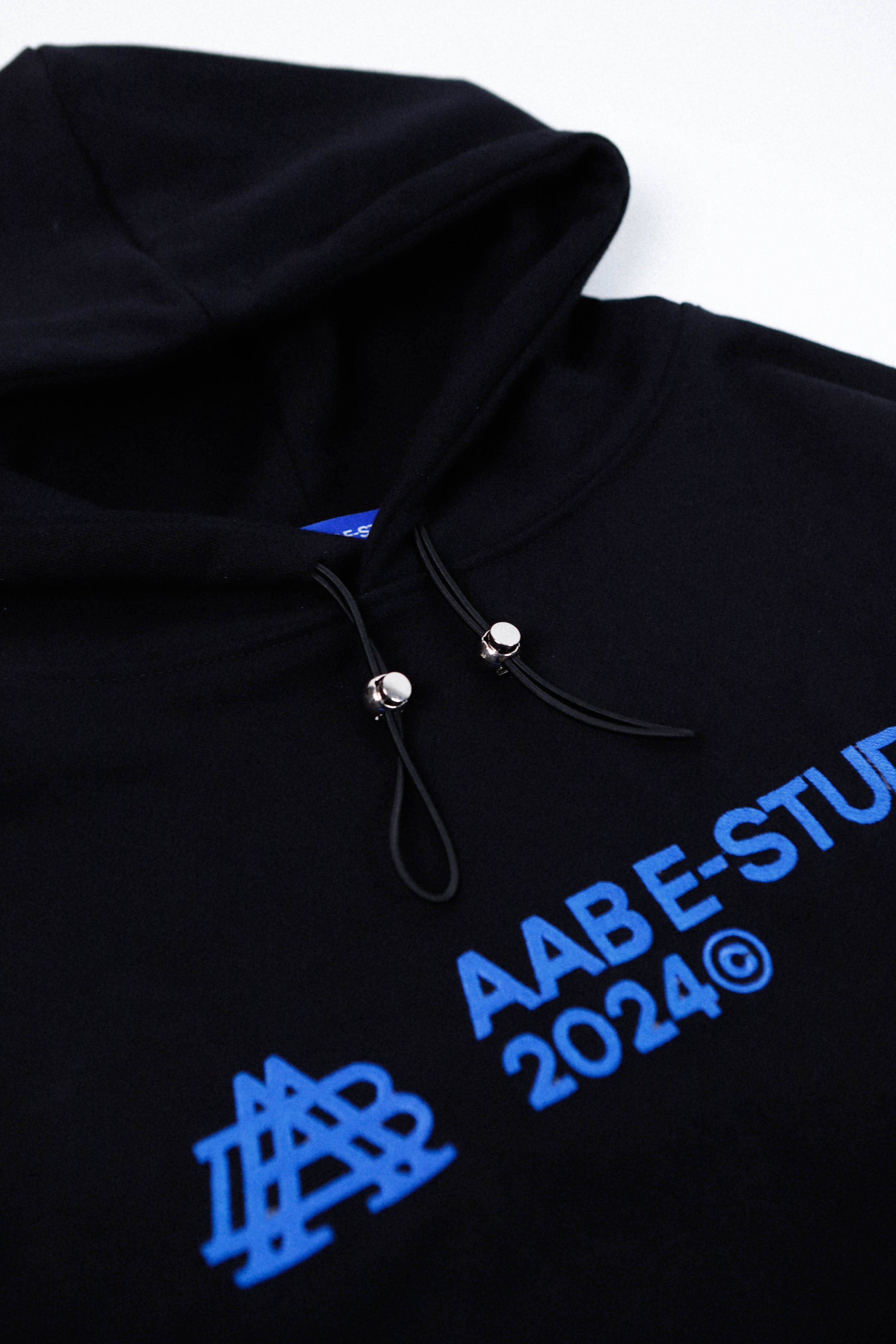 "A-TEMPORAL" BLACK HOODIE