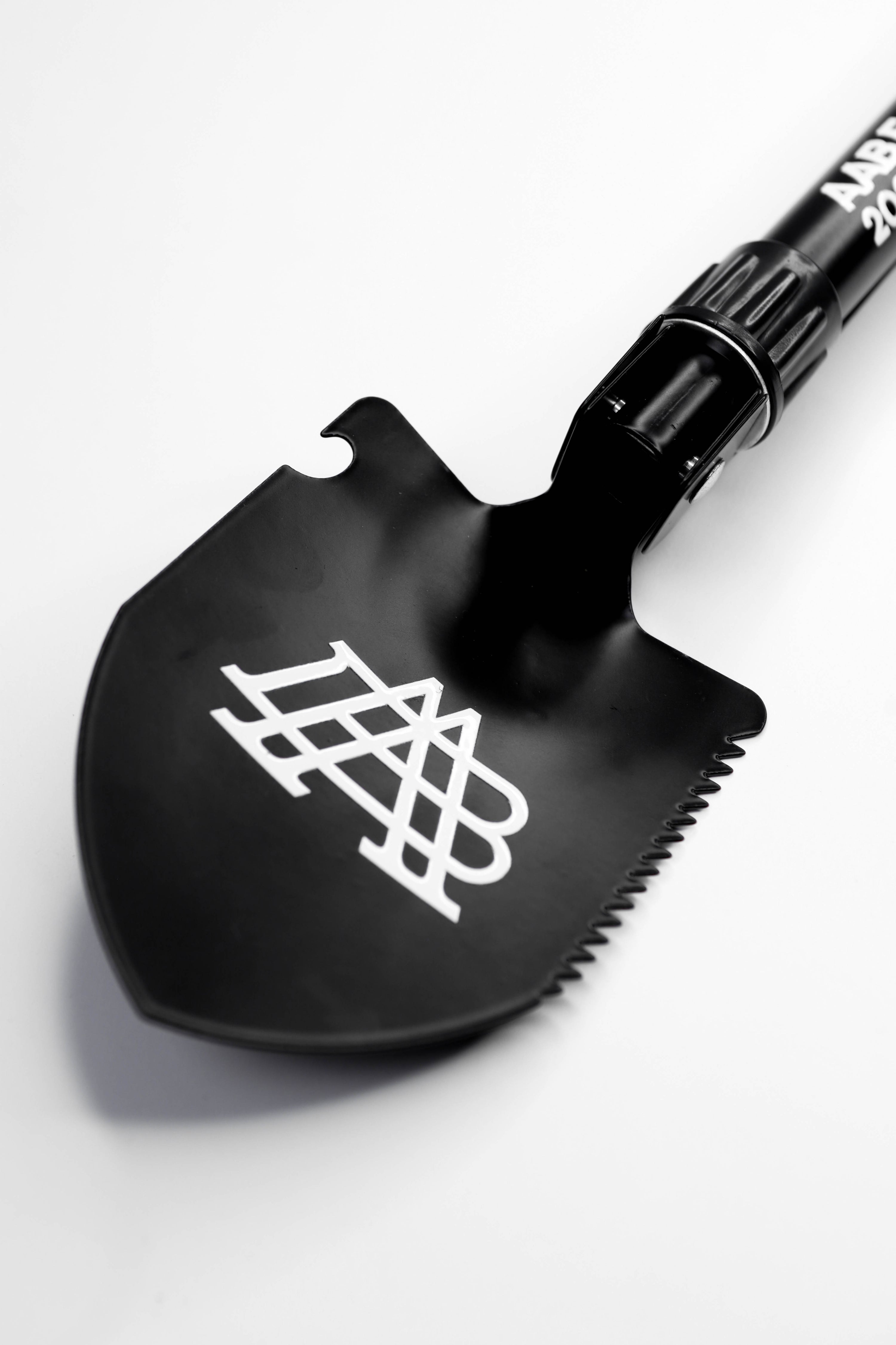 AAB SHOVEL DECORATION 1/1